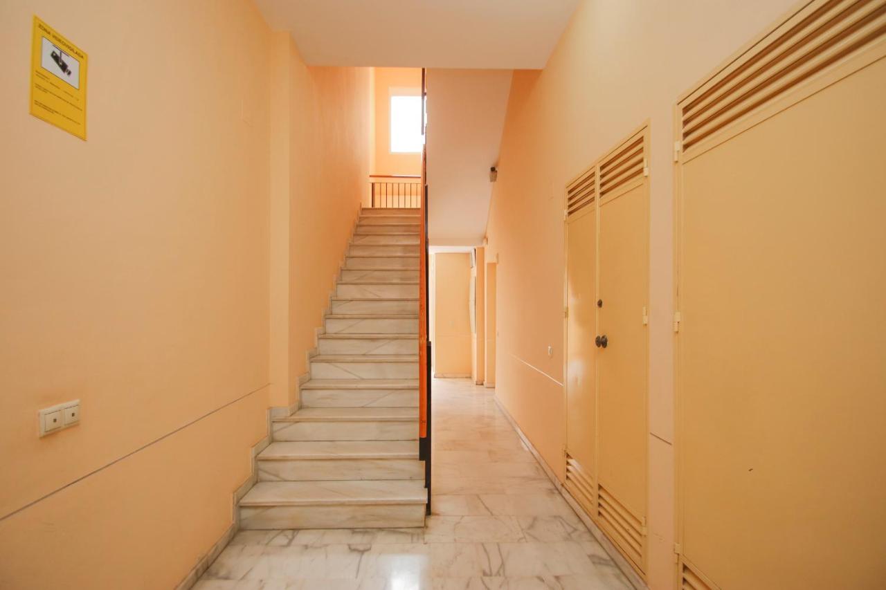 Apartment Spacious 2-Bedroom Apartment - Walk To Isla Magica - Ac - Premium Bed Sevilla